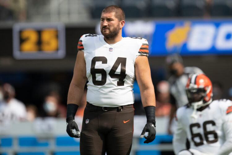 NFLPA's JC Tretter urges NFL to avoid having to use replacement officials